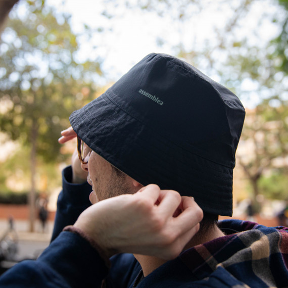 Barret Bucket de l'Assemblea