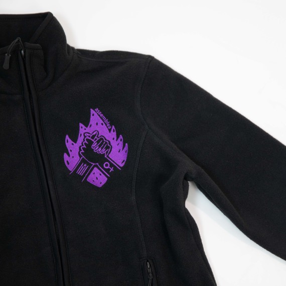 Jaqueta polar Feminista "Dones lliure..." color negre