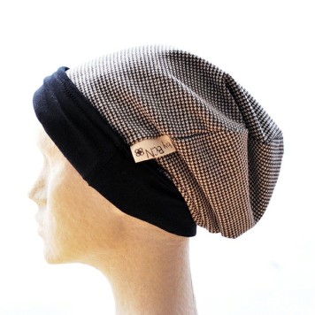 Barretina en blanc i negre