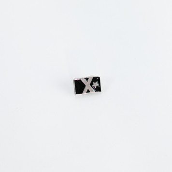 Pin metàl·lic bandera negra