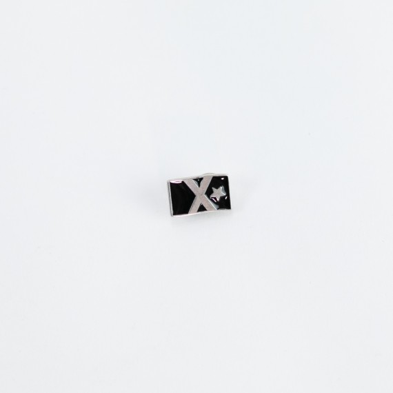 Pin metàl·lic bandera negra