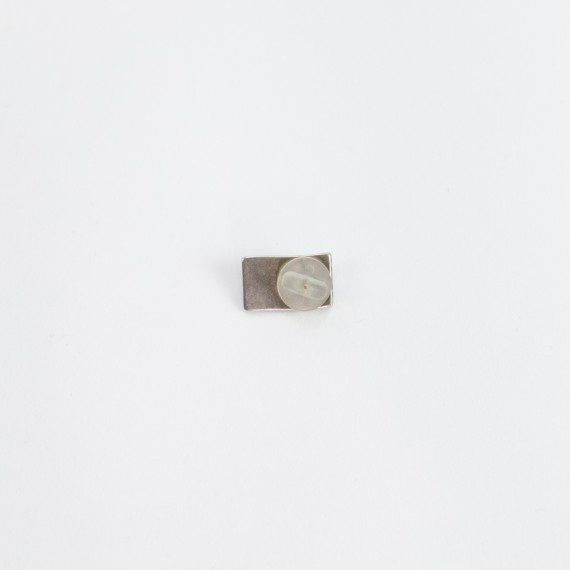 Pin metàl·lic bandera negra